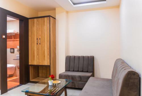Hotel Geet Kavya Inn