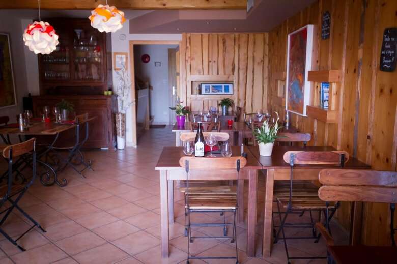 Hotel Le Bonheur Dans Le Pr�