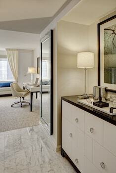 The H Hotel