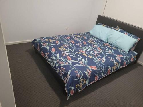 Cheerful 4 Bedroom Place Near The Beach.