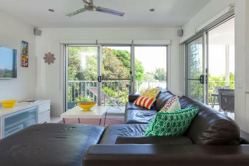 Seabreeze Villas First Avenue 3 39