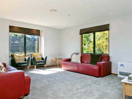 Central Haven - Taupo Holiday Home