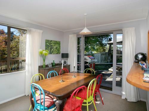 Cute On Kew - Taupo Holiday Home