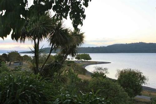 Moeroa - Wharewaka Holiday Home