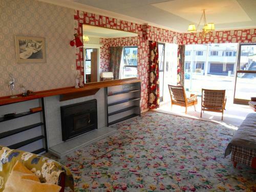 Bobs Bach - Mt Maunganui Bach