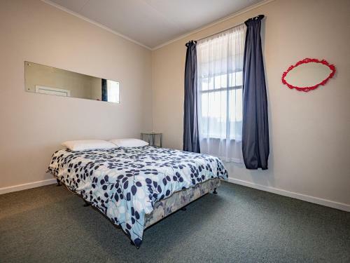 Old Railway Cottage - Ohakune Holiday Home