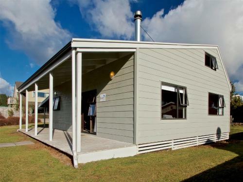 Bluebird Spa Chalet - Ohakune Holiday Home