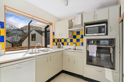 Earlybird Lodge - Queenstown Holiday Home