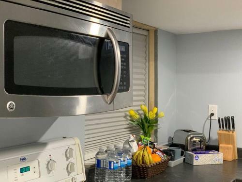 Newly Renovated Bsmt Apartment With Free Parking