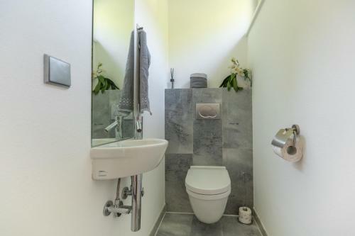 Apartamento Ferienhaus Bergpanorama Mit Sauna & Gro�em Garten