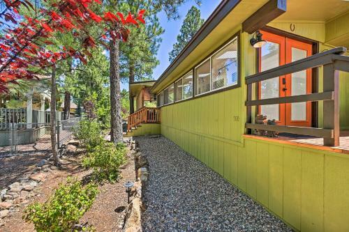 Incredible Munds Park Cabin With Guest Cottage!