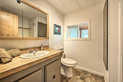 Incredible Munds Park Cabin With Guest Cottage!
