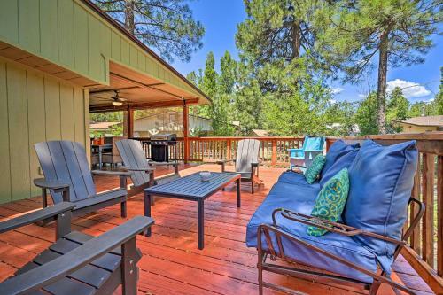 Incredible Munds Park Cabin With Guest Cottage!