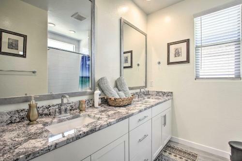Spacious Surprise Home Near Sports Stadiums!