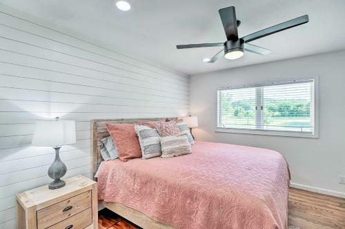 Cotter Home With Direct Access To White River!