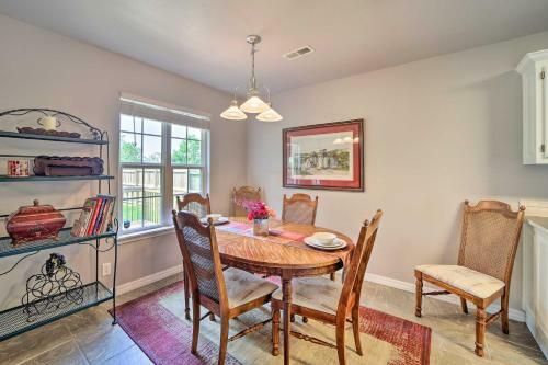 Convenient Centerton Retreat With Deck And Yard!