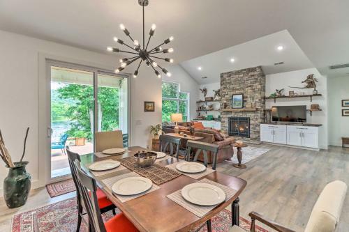 River-view Flippin Escape With Fire Pit And Grill