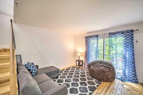Stunning Bella Vista Retreat With Lake Access!