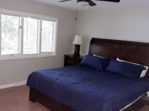 Villa Amazing Views, Family Fun, Private Dock, Sleeps 16