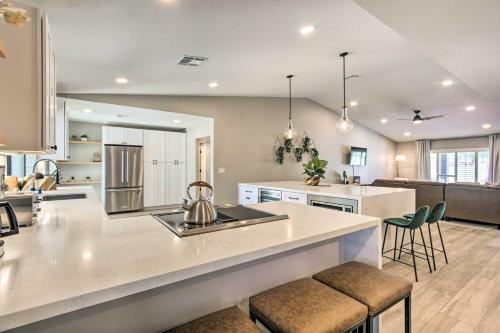 Chic Scottsdale Home With Private Heated Pool!