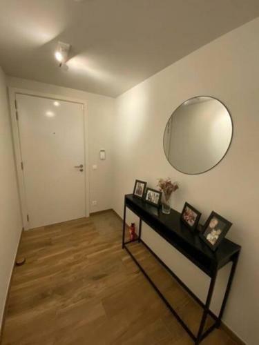 Luxury Apartment. Garden & Terrace. Free Parking.