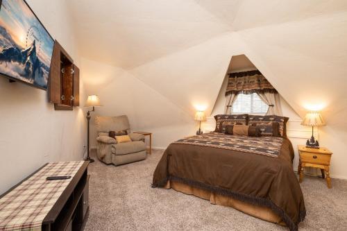 25 - Snow Summit Dome Home Home
