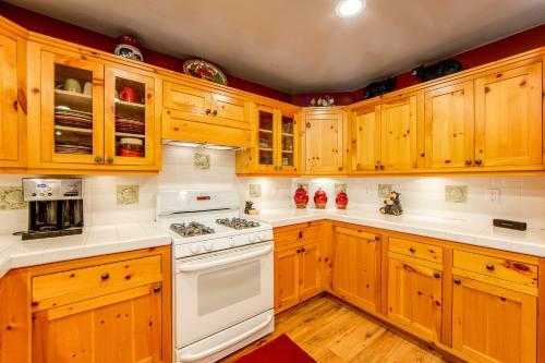 Cabin At Big Bear Lake
