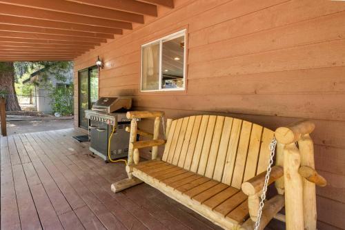 Lakeview Cozy Retreat