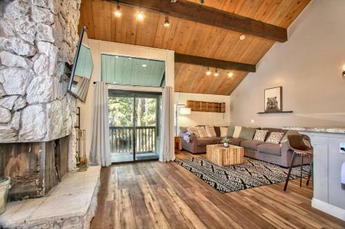 Escape Townhomes 28