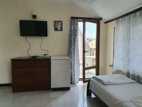 Lazur Hotel