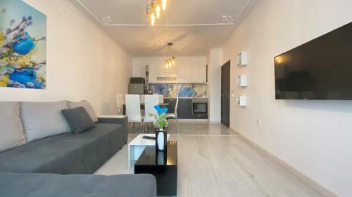 Bratanov Edelweiess Private Apartment