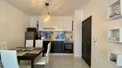 Bratanov Edelweiess Private Apartment