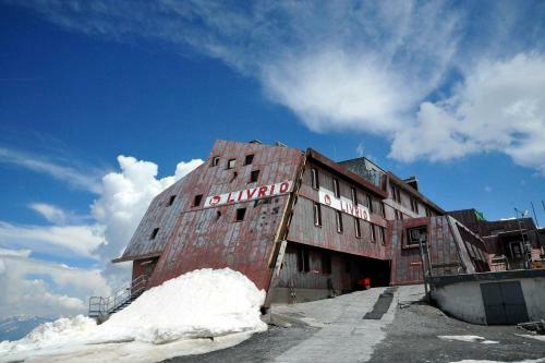 Hotel Livrio
