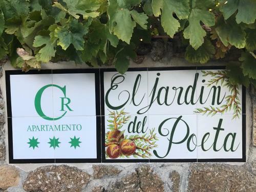 Apartamentos El Jardin Del Poeta