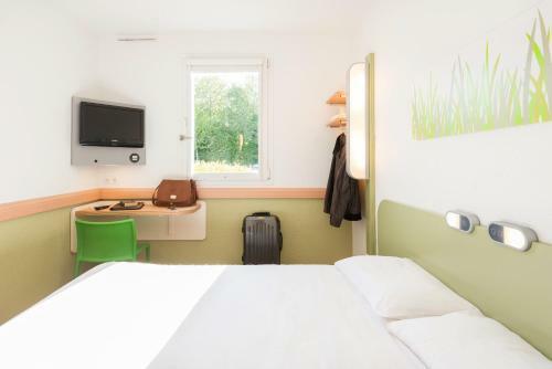 Hotel Ibis Budget Rennes Route De Saint Malo