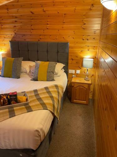 L10 - The Conwy Spa With Hot Tub