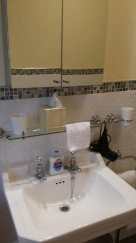 Mountroyal Victorian Studio Self Catering Apartment