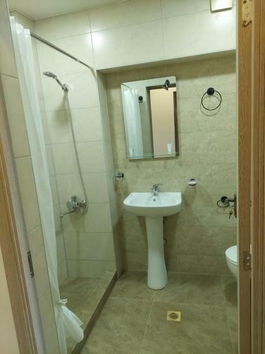V Apartment