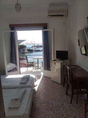 Hotel Ammoudia Rooms