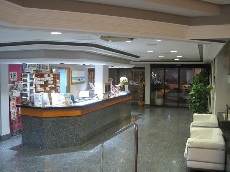 Aparthotel Nereida