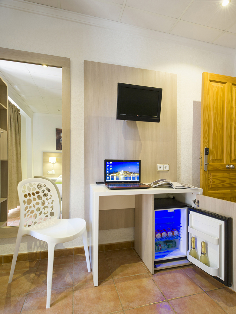 Hostal Adelino