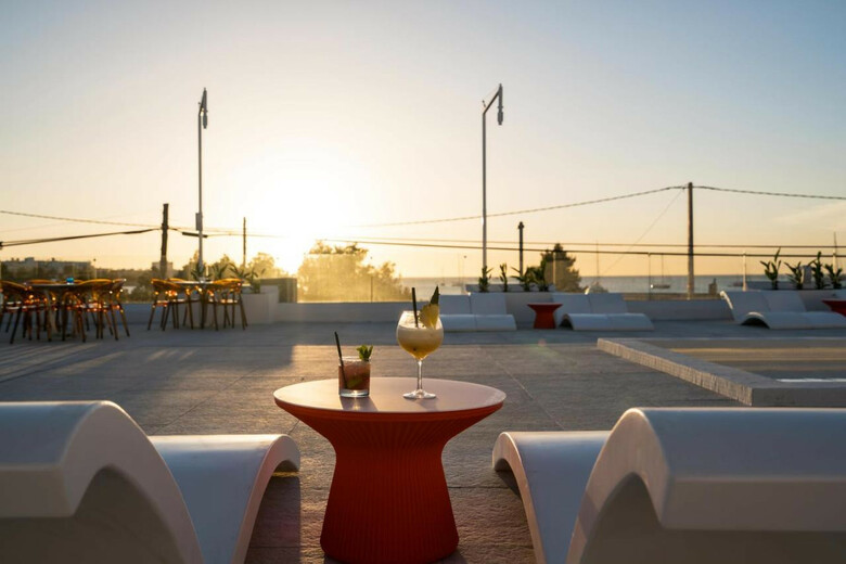 Apartamentos THB Naeco Ibiza - Adults Only