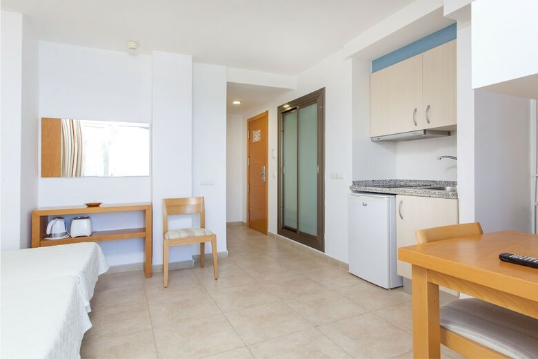Apartamentos Mar Y Playa I & II
