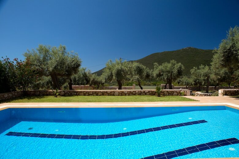 Villas Armeno