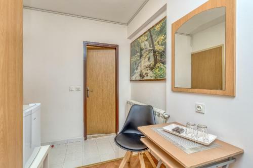 Hostal Matea Rooms