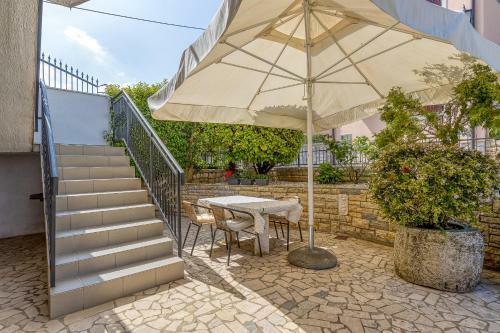 Hostal Matea Rooms