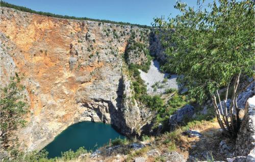 Awesome Apartment In Imotski With Wifi And 2 Bedrooms
