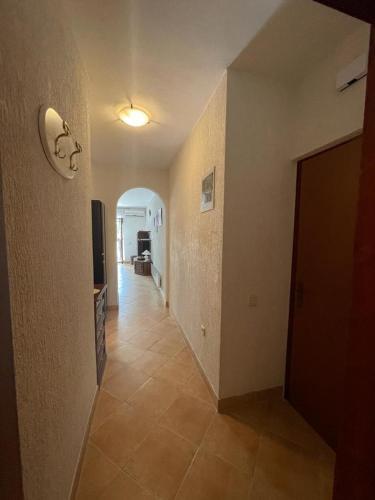 Apartment 01
