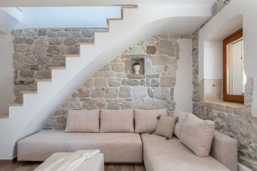 Villa Adriatic Stone Residence
