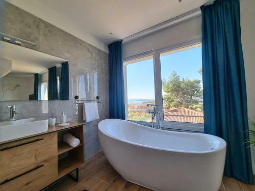 Luxury Villa Lea